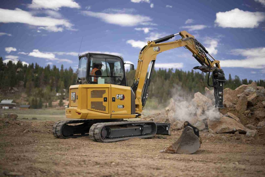 305-21_caterpillar_128ko_caterpillar_128ko_caterpillar_128ko-1.jpg