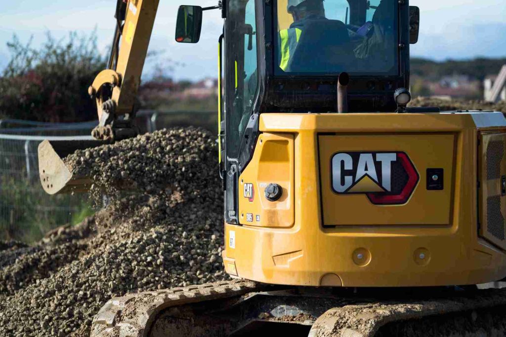 305-5_caterpillar_128ko_caterpillar_128ko_caterpillar_128ko-1.jpg