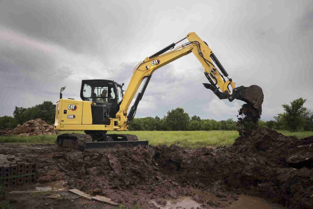 306-31_caterpillar_128ko_caterpillar_128ko_caterpillar_128ko-1.jpg