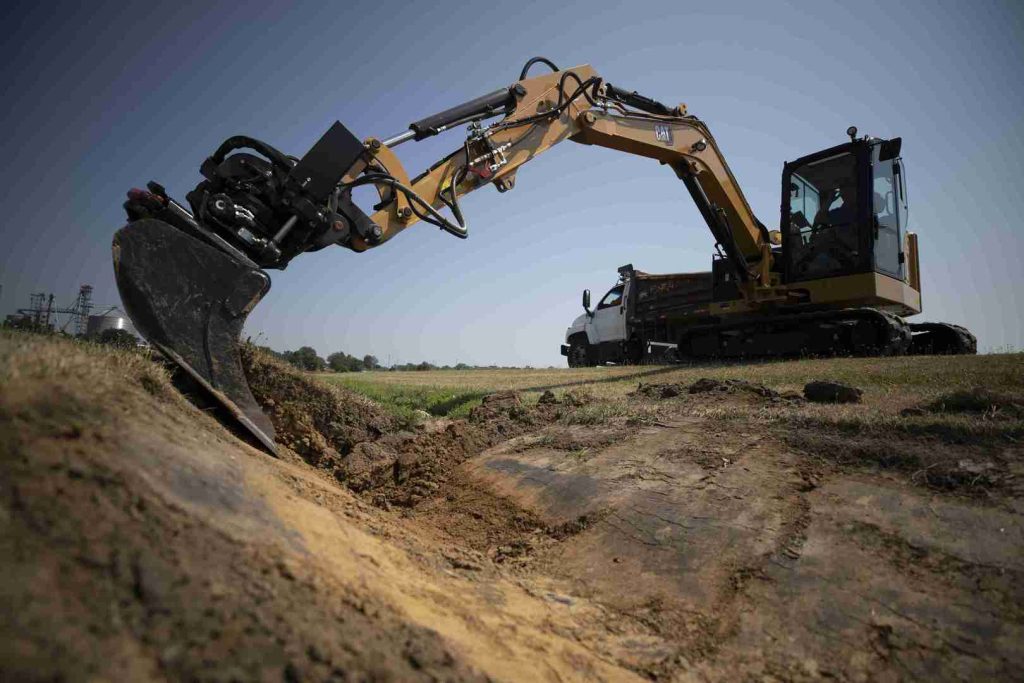 306-69_caterpillar_128ko_caterpillar_128ko_caterpillar_128ko-1.jpg