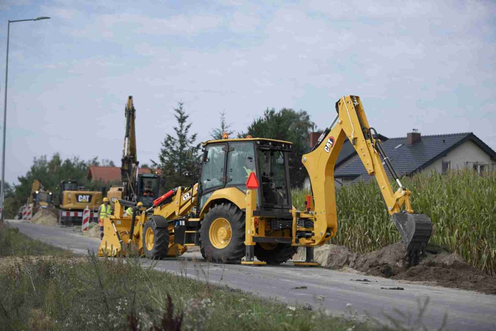 432-16_caterpillar_128ko_caterpillar_128ko_caterpillar_128ko-1.jpg