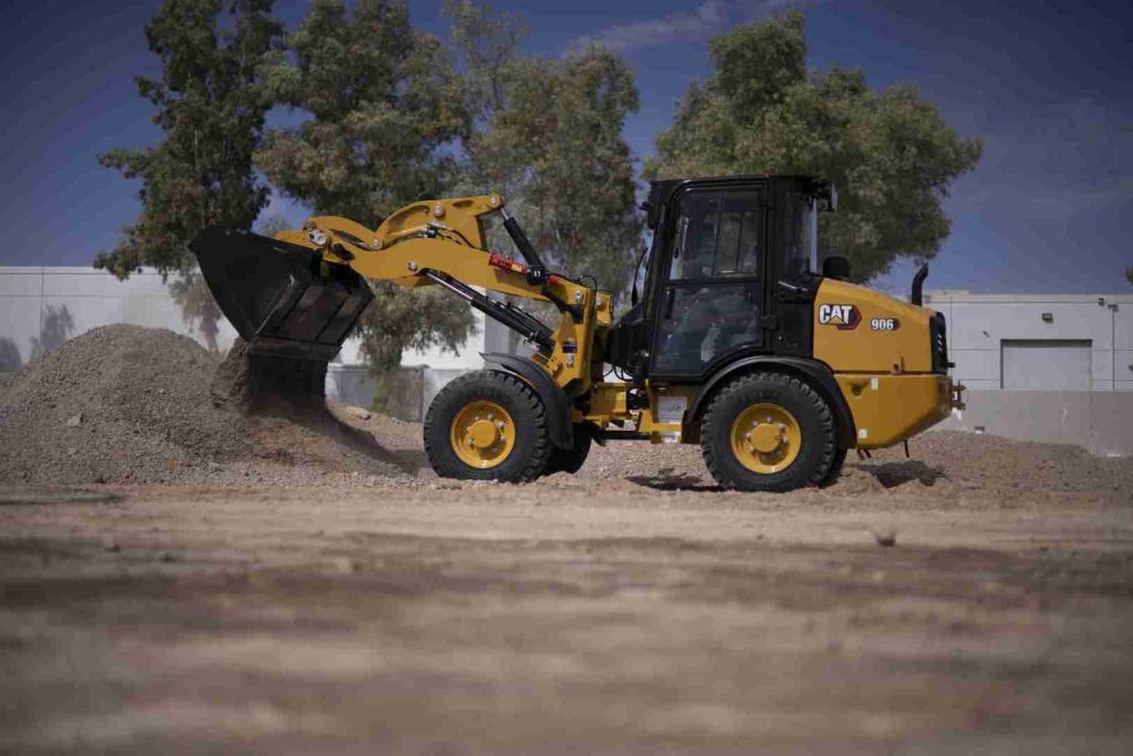 906-1_caterpillar_128ko_caterpillar_128ko_caterpillar_128ko-1.jpg